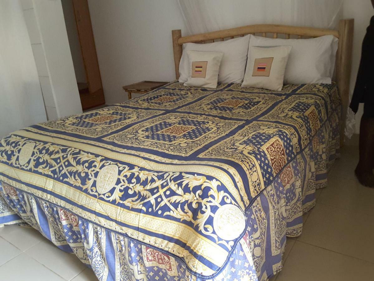 Brownstone Country Home Лира Экстерьер фото